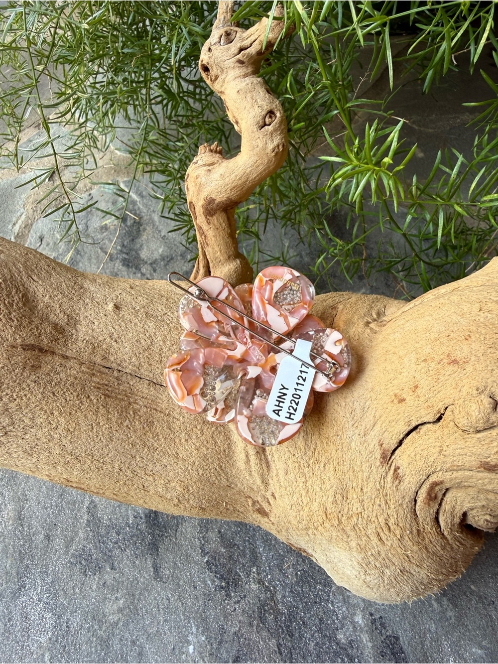 New🌟Anthropologie-Pink Crystal Floral Hair Clip with Pearl Accent - Picture 3 of 8